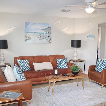 Naples Park Oasis - Cozy Two Bedroom Apartment Екстер'єр фото